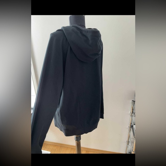 Nashville Predators Hoodie - Picture 2 of 5